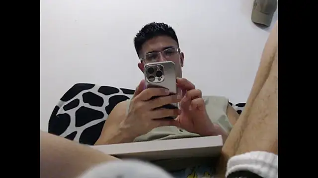 SebastianReiss online show from November 2025 12:19:02 PM