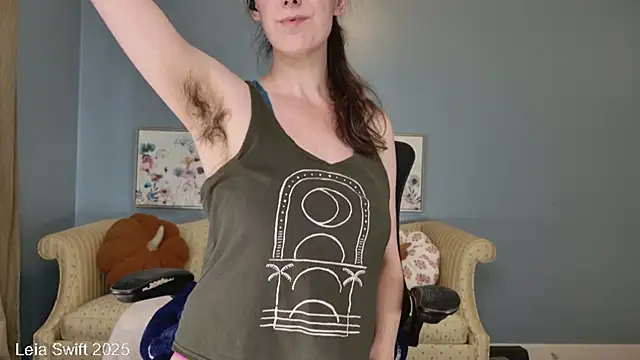 LeiaSwift online show from November 2025 08:24:01 PM