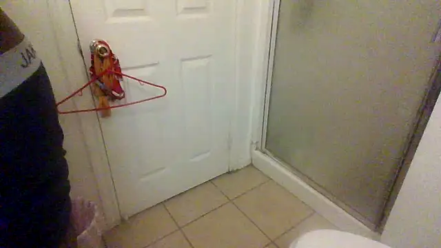 Tramontas online show from November 2025 09:14:02 AM