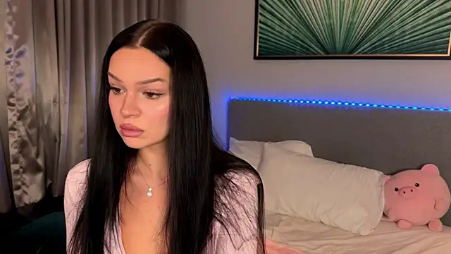  nitro emily  online show from March 2026 10:33:01 PM