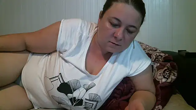 kynga10 online show from December 2024 07:17:01 PM