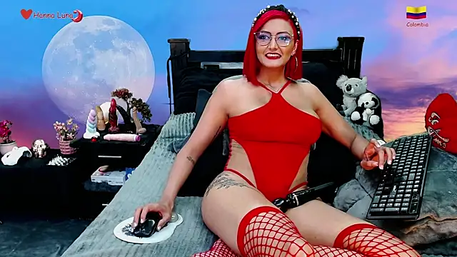 Hanna Luna online show from November 2025 07:34:01 AM