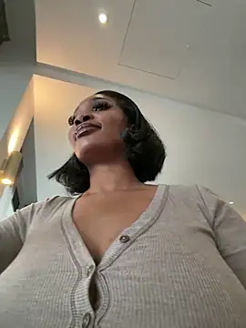   Nessa   online show from February 2026 01:24:02 PM