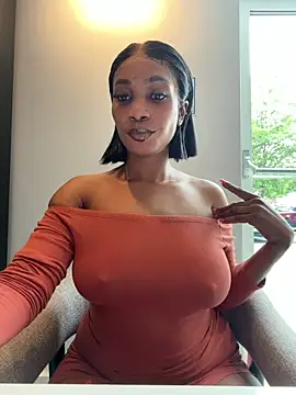 Snapshot of __Nessa__ chatting on May 2026 11:38:01 AM Nessa online show from May 2026 11:38:01 AM