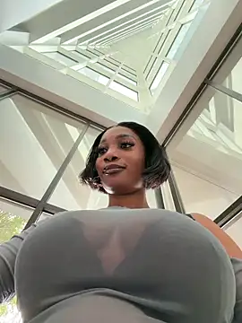   Nessa   online show from April 2026 01:06:02 PM