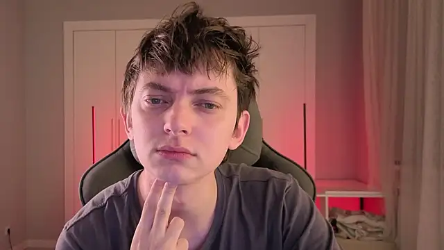 pjatteryd online show from April 2026 06:01:02 PM