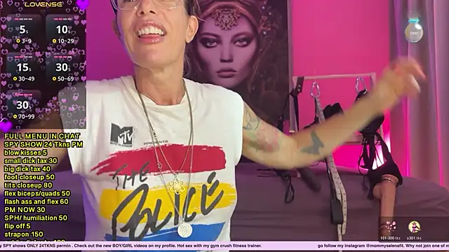 Snapshot of mommyselenafit_ chatting on October 2025 04:57:02 AM mommyselenafit online show from October 2025 04:57:02 AM