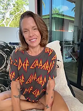 mommyselenafit  online show from March 2026 02:15:02 AM