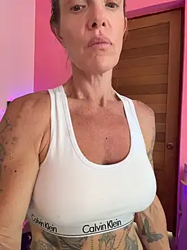 mommyselenafit  online show from June 2026 04:52:01 AM