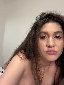 Snapshot of IrisBlues chatting on January 2026 04:43:01 PM IrisBlues online show from January 2026 04:43:01 PM