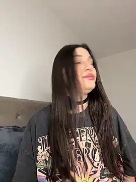 Snapshot of IrisBlues chatting on February 2026 05:53:01 PM IrisBlues online show from February 2026 05:53:01 PM