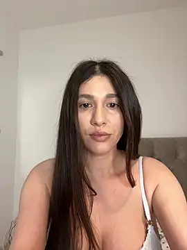 Snapshot of IrisBlues chatting on February 2026 06:19:01 PM IrisBlues online show from February 2026 06:19:01 PM