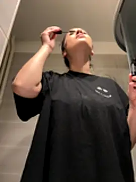 Snapshot of IrisBlues chatting on November 2025 05:29:01 PM IrisBlues online show from November 2025 05:29:01 PM