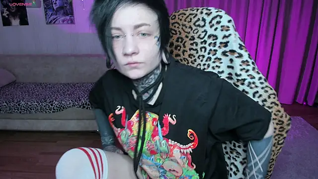 acid trip1l online show from February 2025 07:16:02 PM