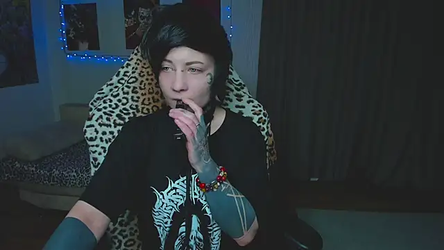 acid trip1l online show from October 2025 09:16:01 PM