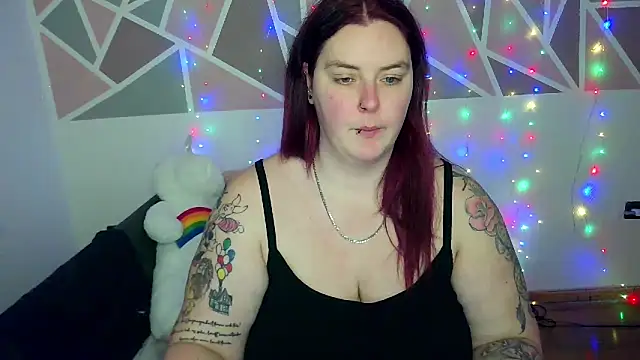 JoyceKyra91 online show from January 2025 05:02:02 PM