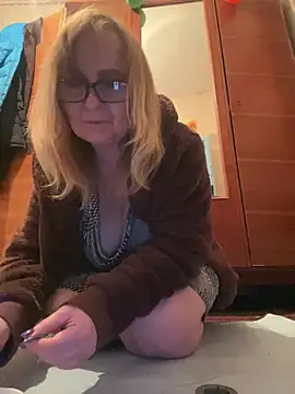 Irina2909xh online show from February 2026 12:23:01 AM