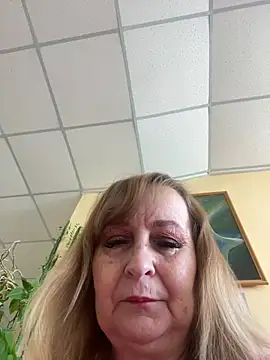 Irina2909xh online show from May 2026 08:16:02 AM