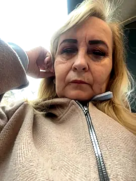 Irina2909xh online show from November 2025 10:59:02 AM