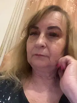 Irina2909xh online show from May 2026 05:53:01 PM