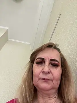 Irina2909xh online show from March 2026 11:17:01 AM