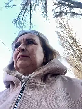 Irina2909xh online show from March 2026 12:29:02 PM