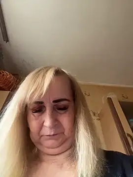 Irina2909xh online show from December 2025 08:48:02 AM