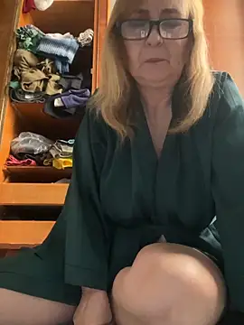 Irina2909xh online show from April 2026 09:01:01 AM