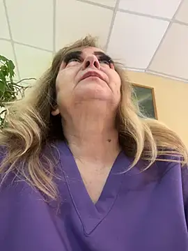 Irina2909xh online show from January 2026 09:03:02 AM