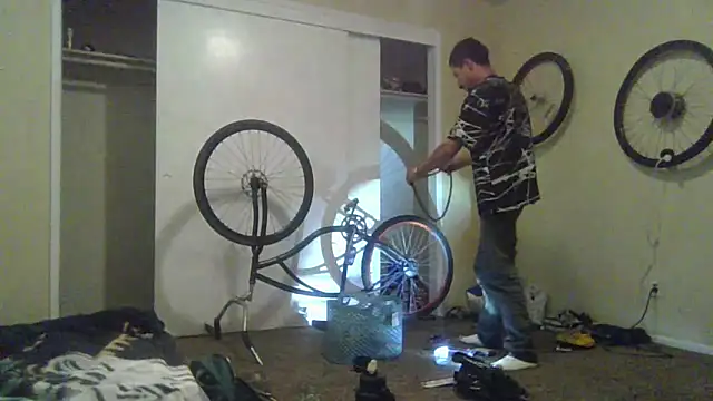OscarbidD661 online show from May 2026 01:31:02 AM