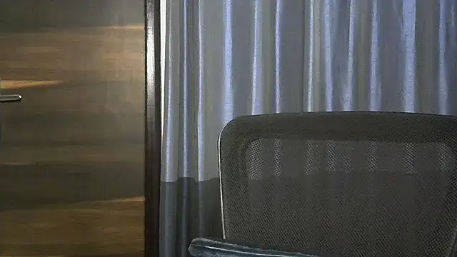 Snapshot of selen_5 chatting on September 2025 06:23:01 PM selen 5 online show from September 2025 06:23:01 PM