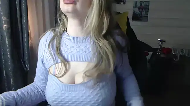 RubiLakros online show from March 2025 04:54:02 PM