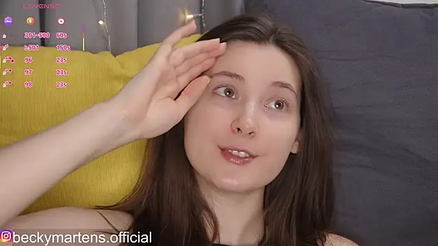 Snapshot of BeckyMartens chatting on February 2026 04:43:02 AM BeckyMartens online show from February 2026 04:43:02 AM