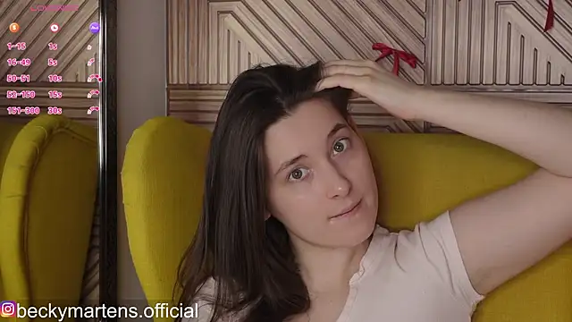 Snapshot of BeckyMartens chatting on March 2026 04:09:02 AM BeckyMartens online show from March 2026 04:09:02 AM