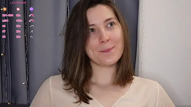 Snapshot of BeckyMartens chatting on October 2025 01:11:01 AM BeckyMartens online show from October 2025 01:11:01 AM