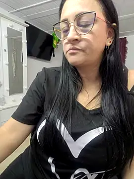 Snapshot of Ameliarizo chatting on January 2026 12:15:01 AM Ameliarizo online show from January 2026 12:15:01 AM