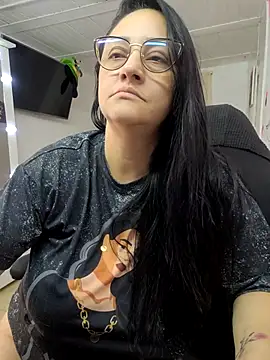 Ameliarizo online show from October 2025 09:58:01 PM