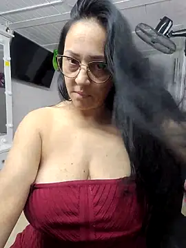 Snapshot of Ameliarizo chatting on April 2026 06:47:02 PM Ameliarizo online show from April 2026 06:47:02 PM