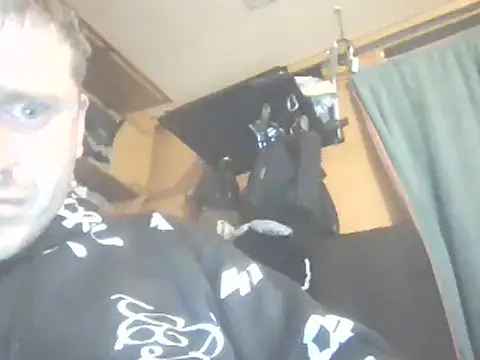 Snapshot of Erko1989@xh chatting on January 2025 02:46:01 PM Erko1989xh online show from January 2025 02:46:01 PM