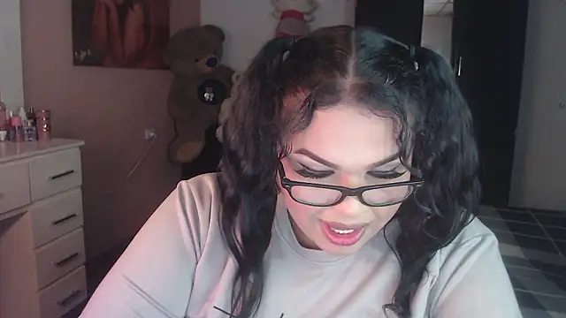 kami hot ts online show from March 2026 05:10:02 AM