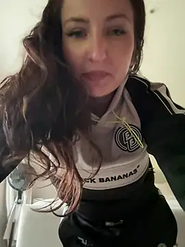 itsCassie online show from May 2026 04:57:01 PM