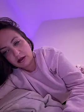 Snapshot of itsCassie chatting on February 2026 09:23:01 PM itsCassie online show from February 2026 09:23:01 PM