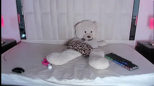 valentina fi online show from November 2025 12:53:01 PM