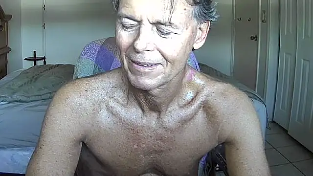 Snapshot of nakeedcowboi65 chatting on December 2025 08:11:01 PM nakeedcowboi65 online show from December 2025 08:11:01 PM