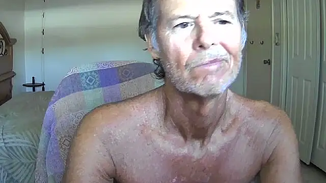 nakeedcowboi65 online show from April 2026 07:07:02 PM