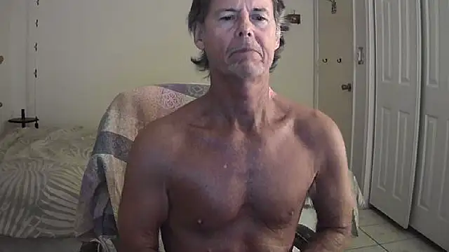 Snapshot of nakeedcowboi65 chatting on April 2026 12:35:01 AM nakeedcowboi65 online show from April 2026 12:35:01 AM