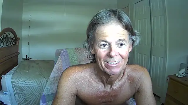 nakeedcowboi65 online show from June 2026 06:36:01 PM