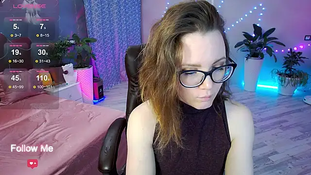 Snapshot of AngelaWhiti chatting on March 2025 03:52:02 PM AngelaWhiti online show from March 2025 03:52:02 PM