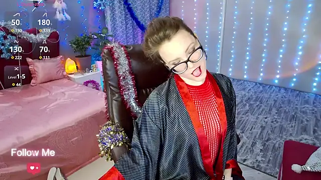 Snapshot of AngelaWhiti chatting on December 2024 03:31:02 PM AngelaWhiti online show from December 2024 03:31:02 PM