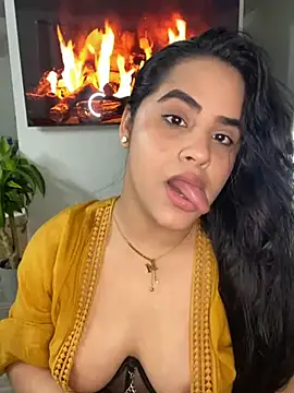 Snapshot of Maria_ruiz chatting on February 2025 06:08:01 AM Maria ruiz online show from February 2025 06:08:01 AM